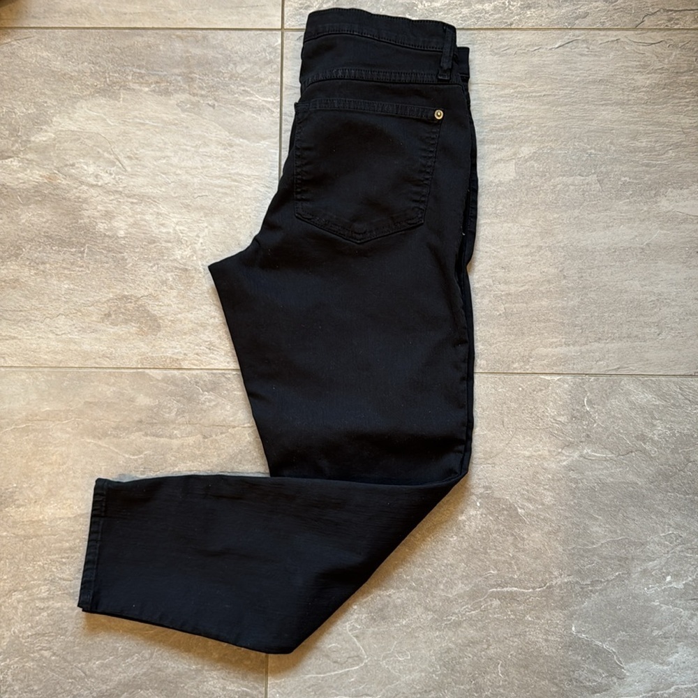 Yoga Jeans Black skinny Ankle Jeans